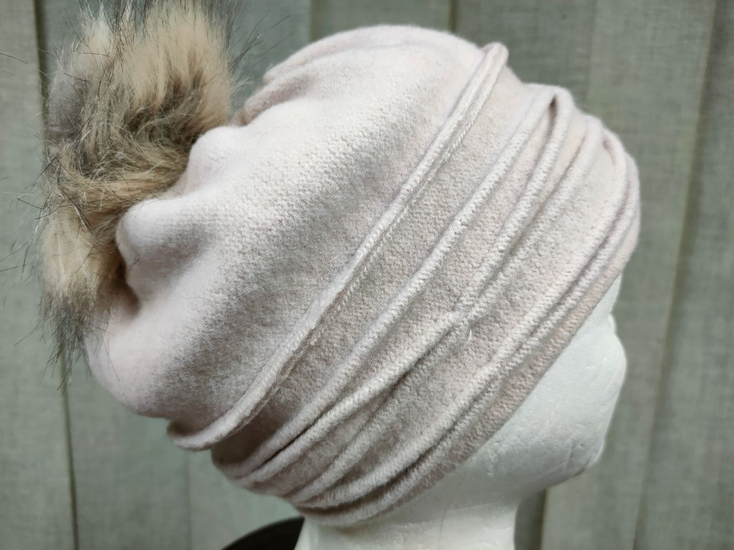 Czapka z pomponem - 15