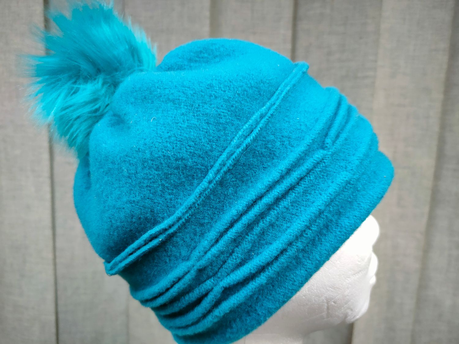 Czapka z pomponem - 13