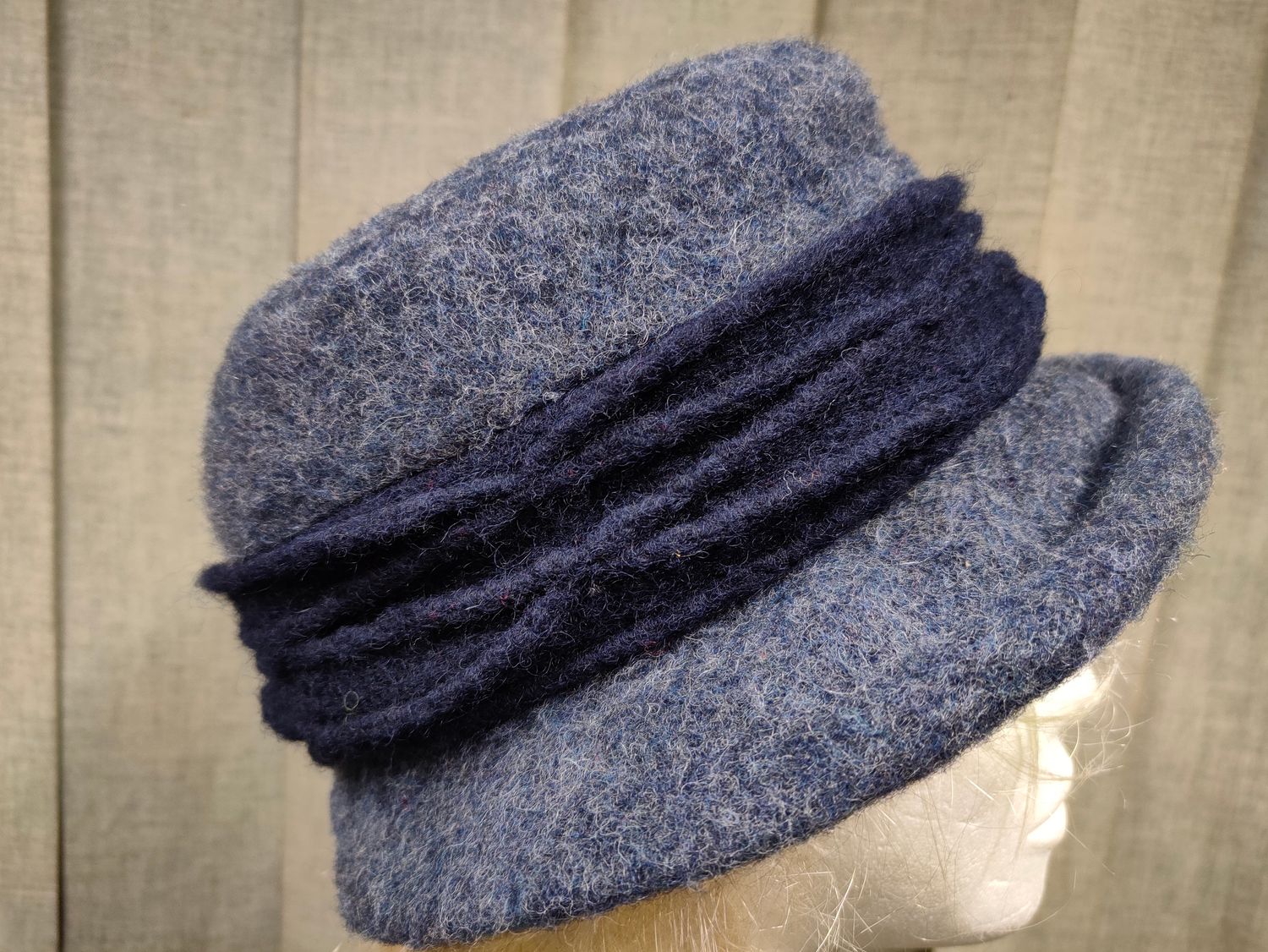 Kapelusz damski 703-1