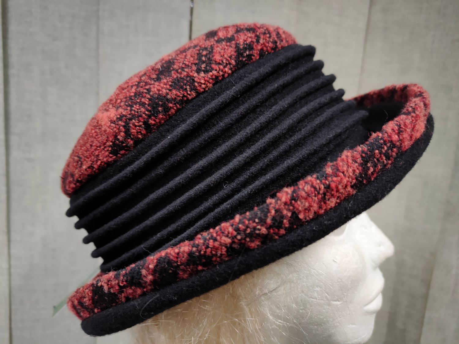 Kapelusz damski 968-1