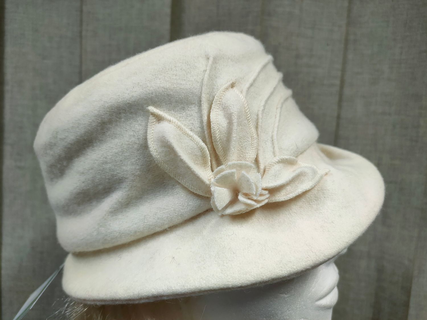 Wzory kapeluszy szytych 1435-3