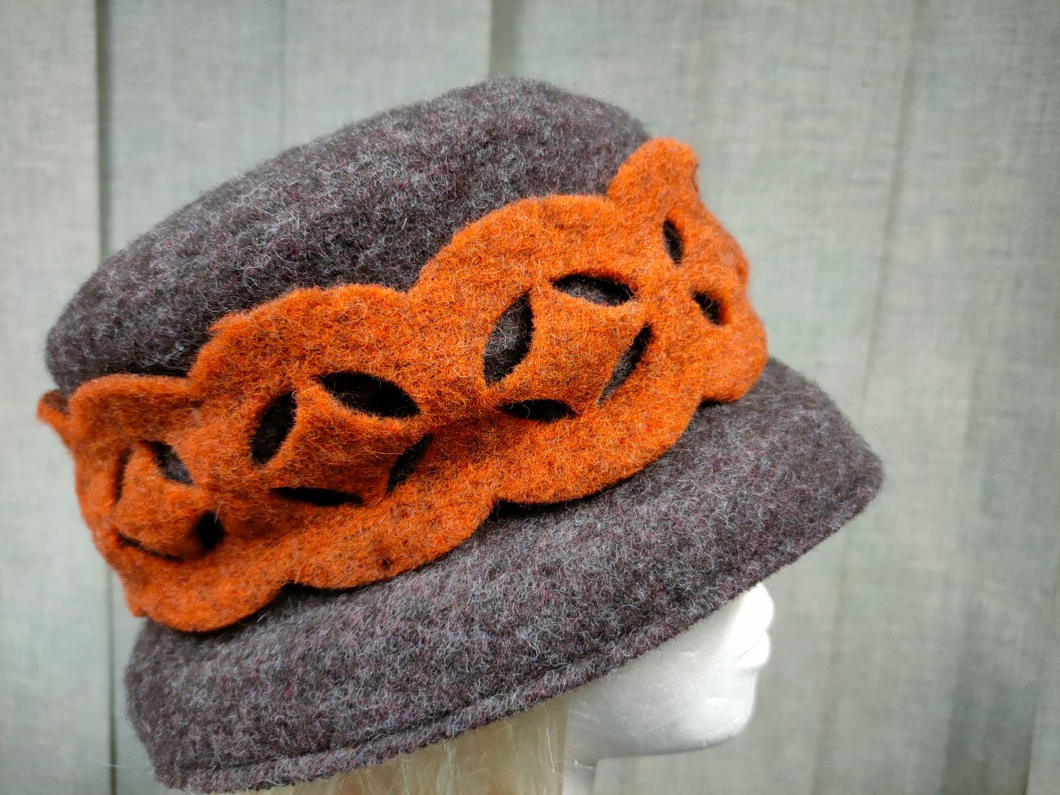 Kapelusz damski 550-4