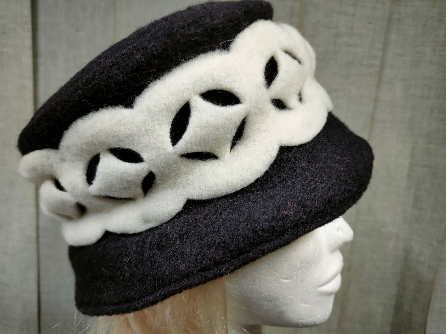 Kapelusz damski 550-1