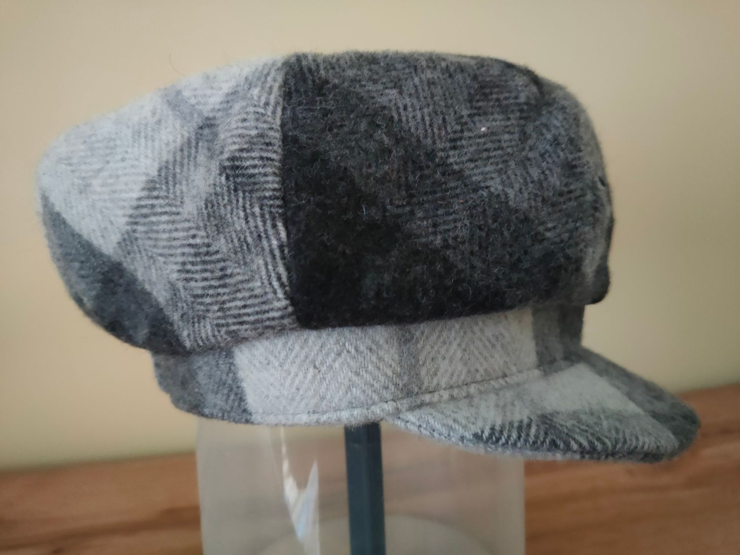 Kaszkiet damski 8 klinów-70