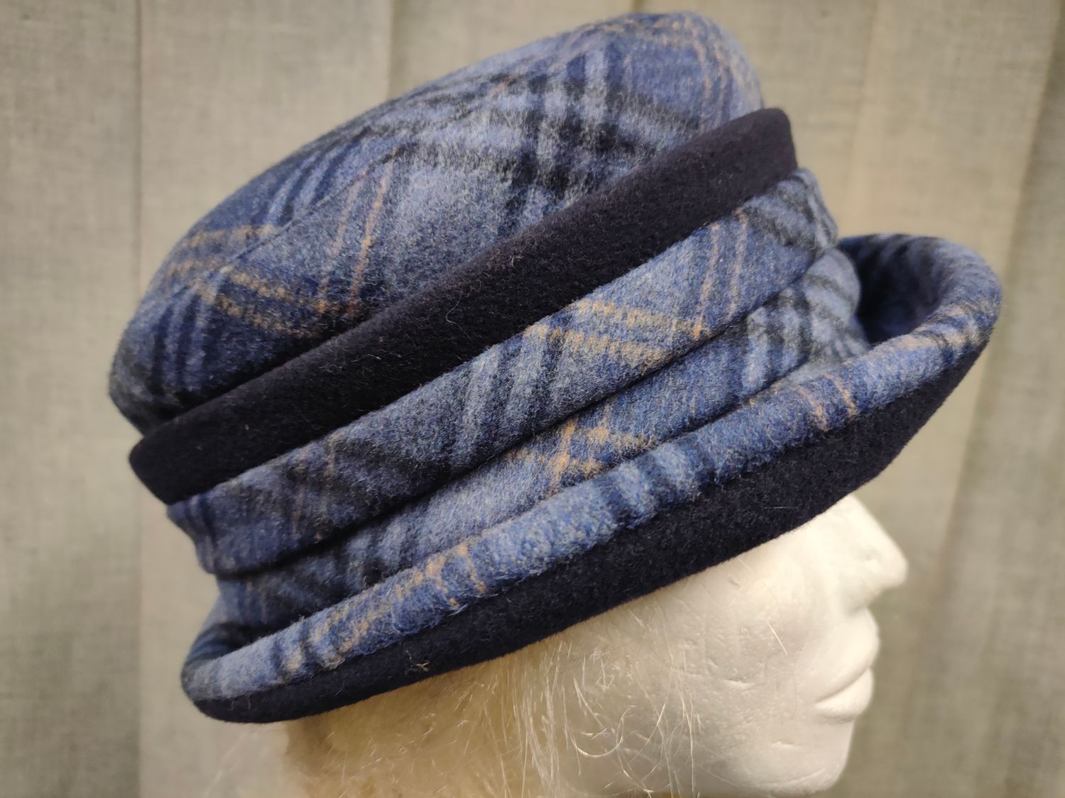 Kapelusz damski 325-2