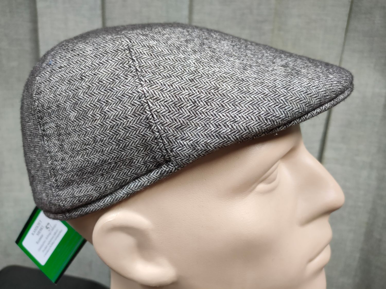 Kaszkiet męski BASTER 046