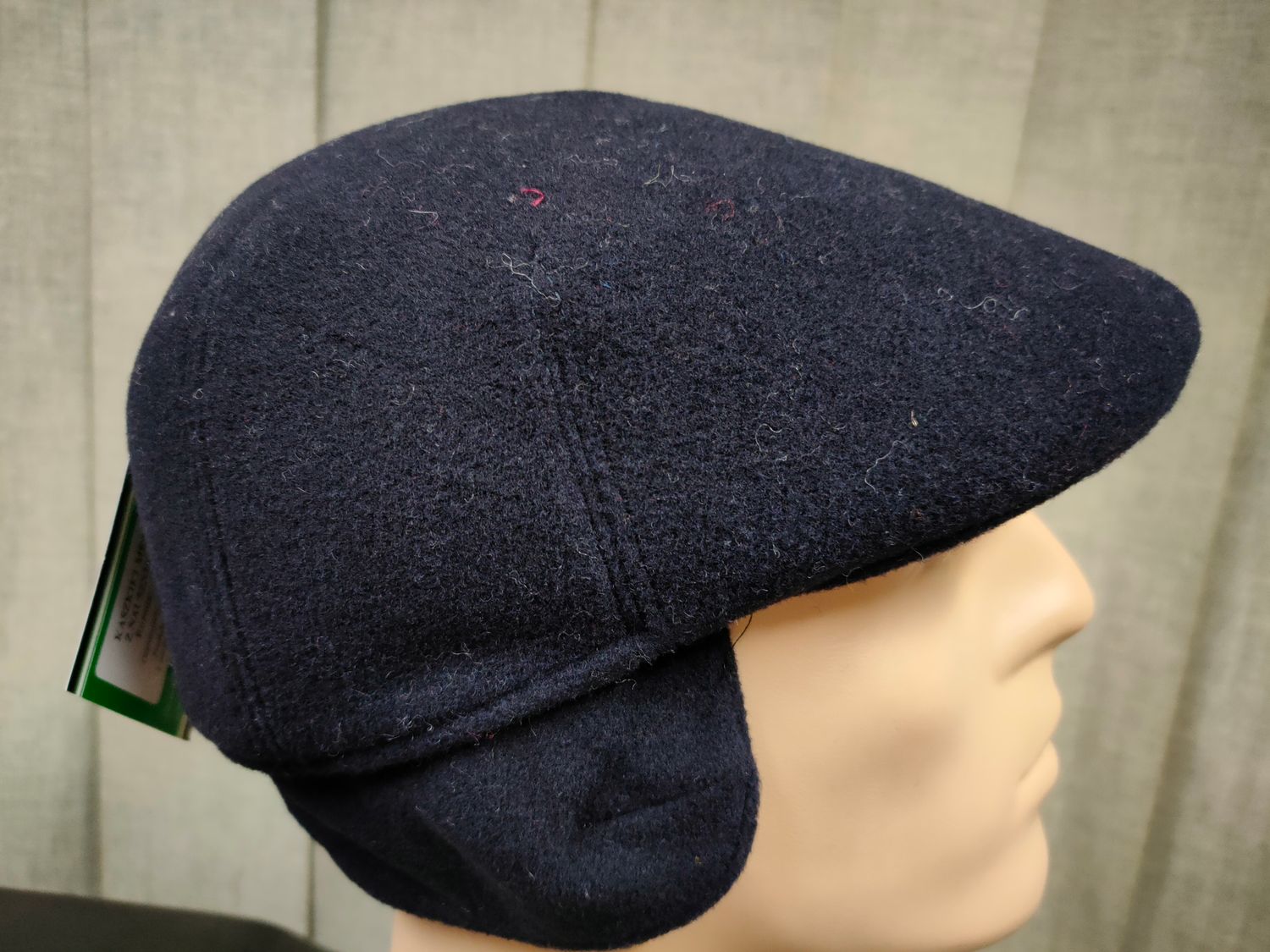 Kaszkiet męski BASTER z nausznikiem 17