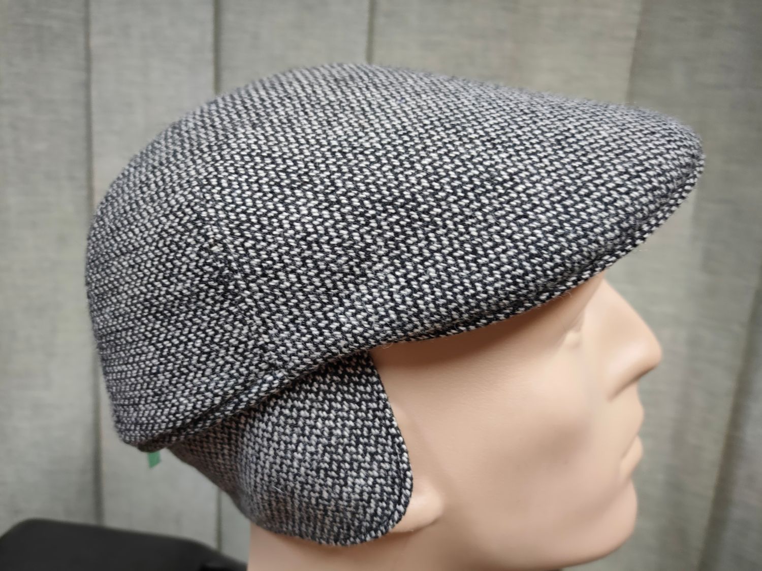 Kaszkiet męski BASTER z nausznikiem 07