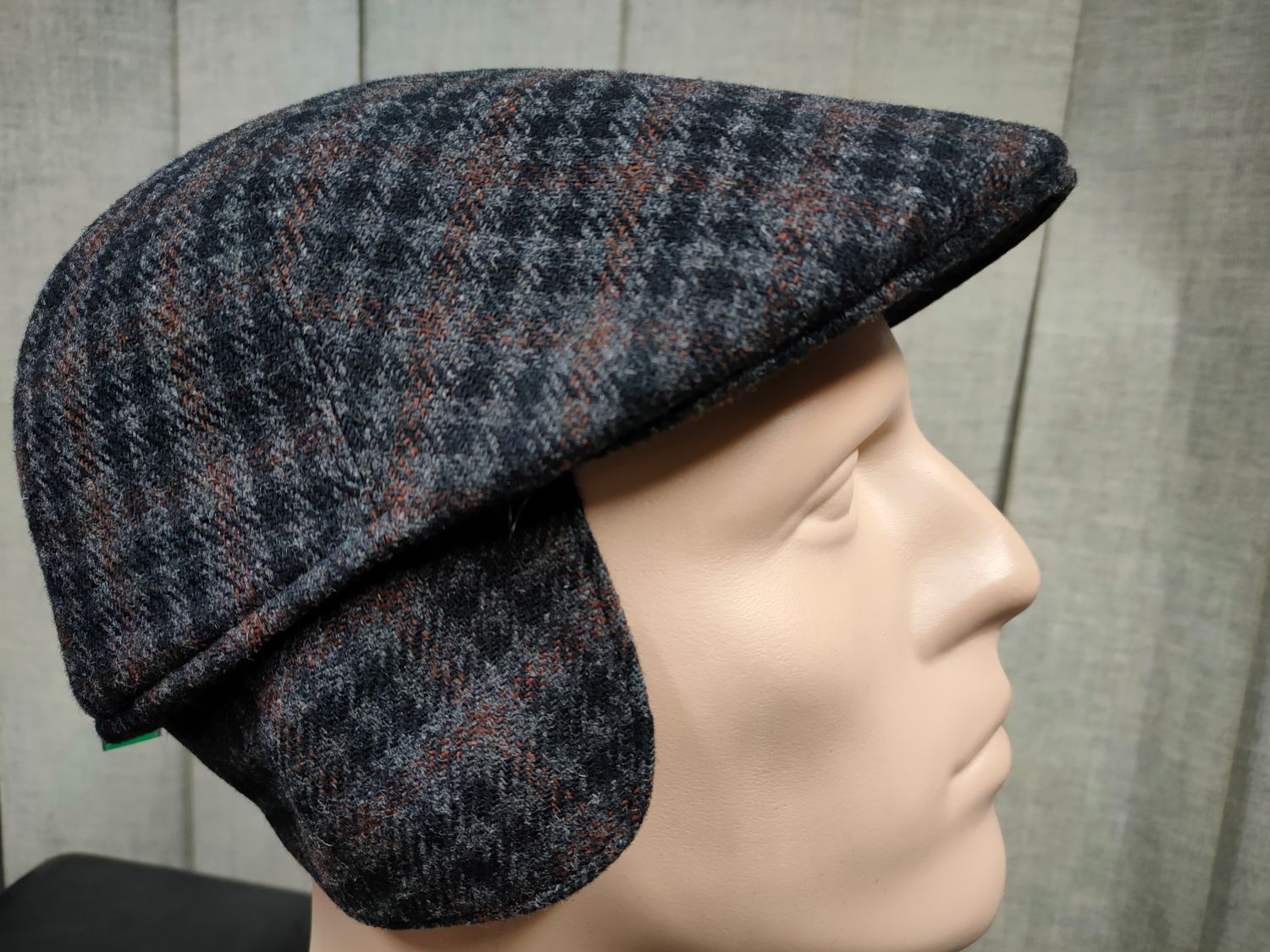 Kaszkiet męski BASTER z nausznikiem 19