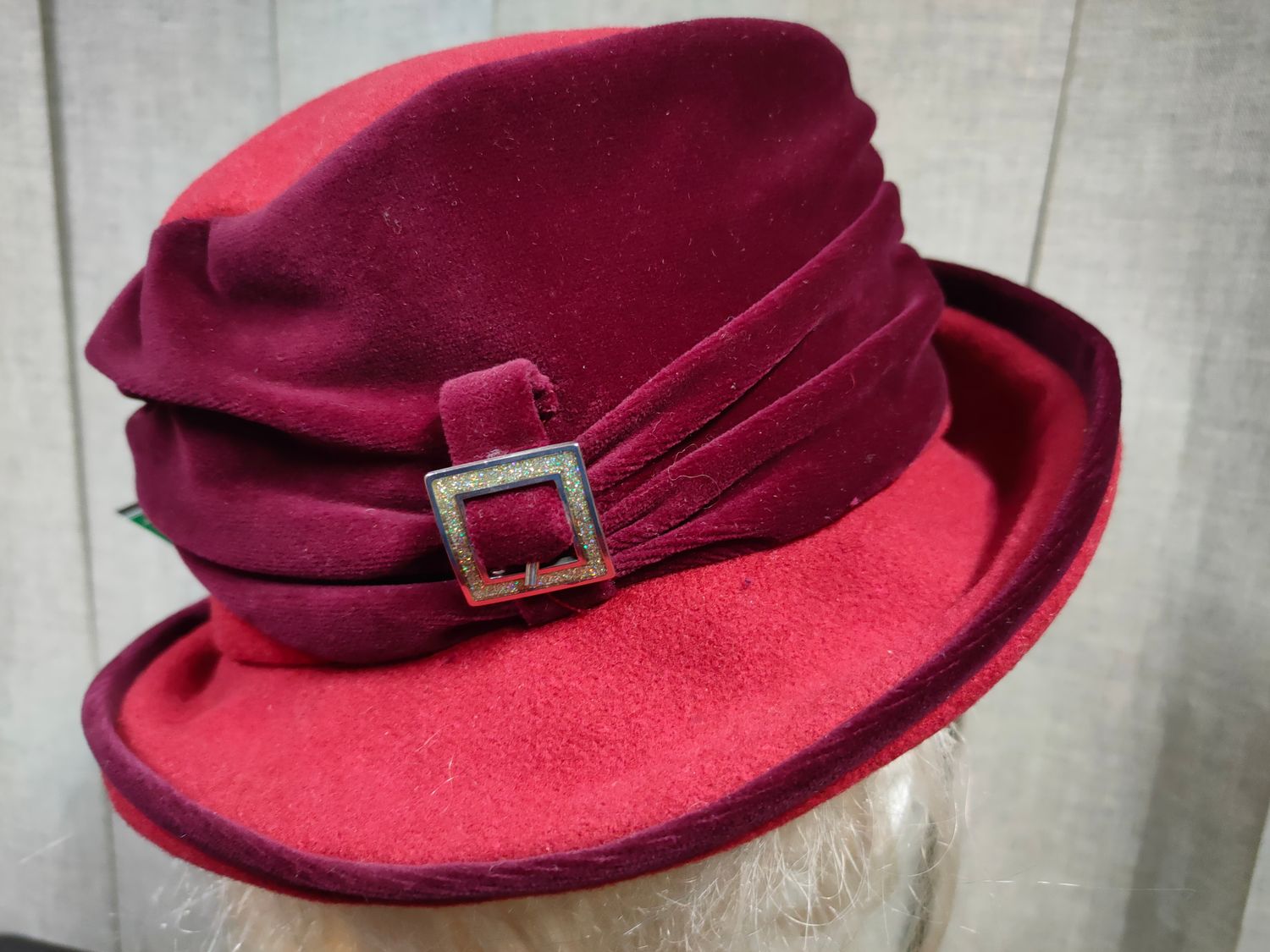 Kapelusz damski 525AB-1