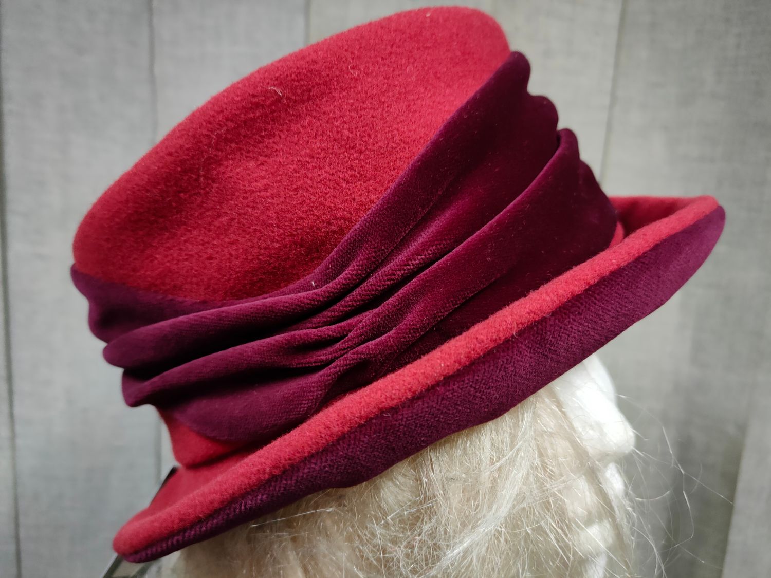 Kapelusz damski 526AB-2