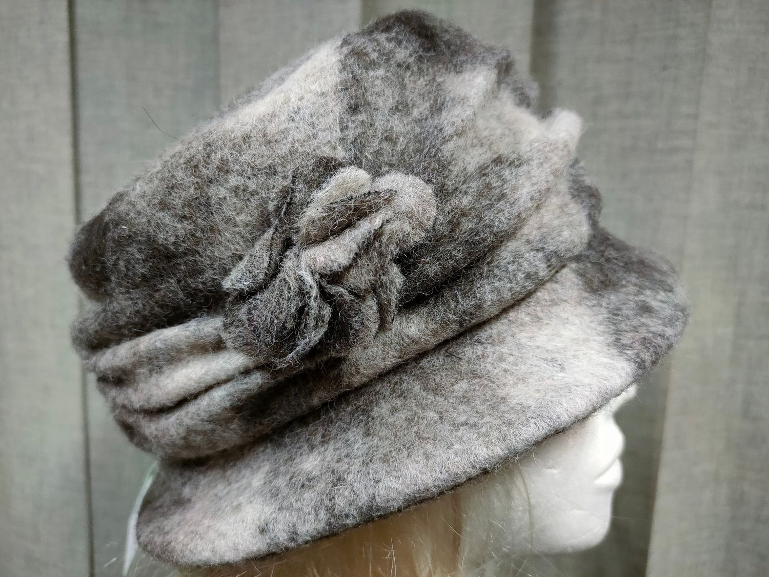 Kapelusz damski 819-07