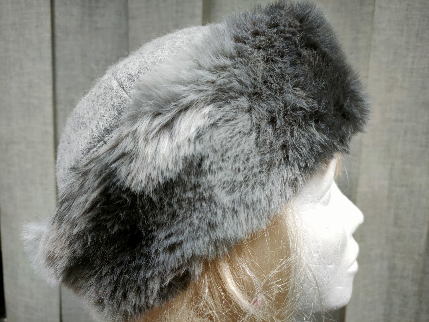 Czapka futrzana 924-08