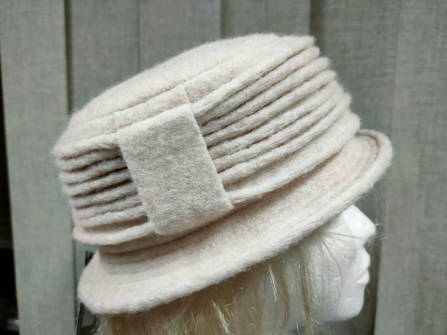 Kapelusz damski 6117-01