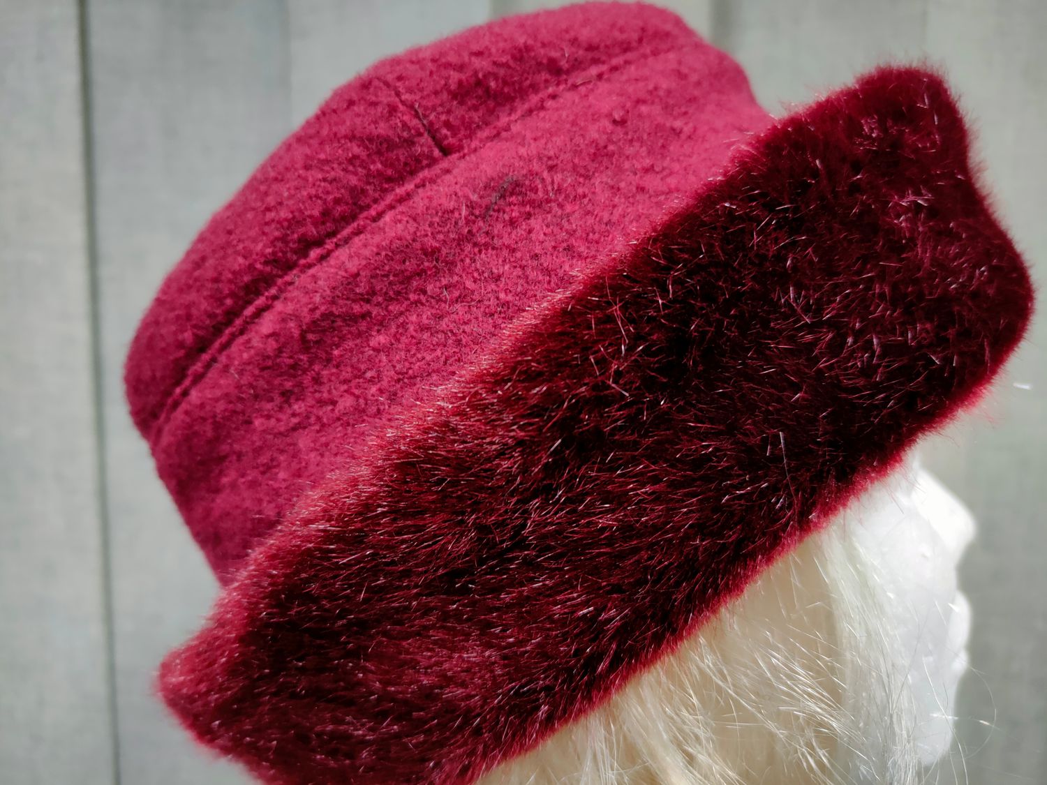 Czapka futrzana 924-04