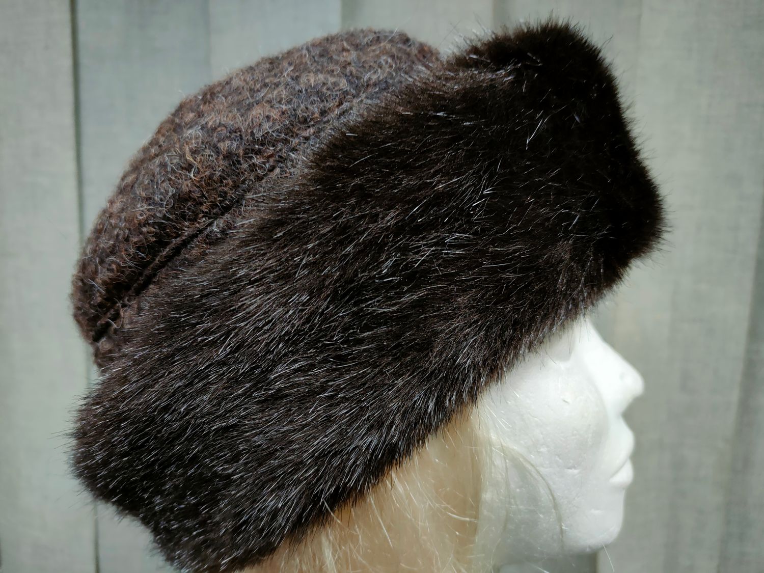 Czapka futrzana 924-13