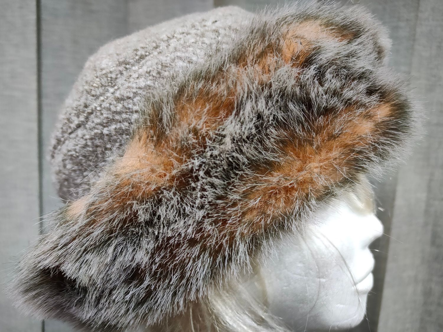 Czapka futrzana 924-15