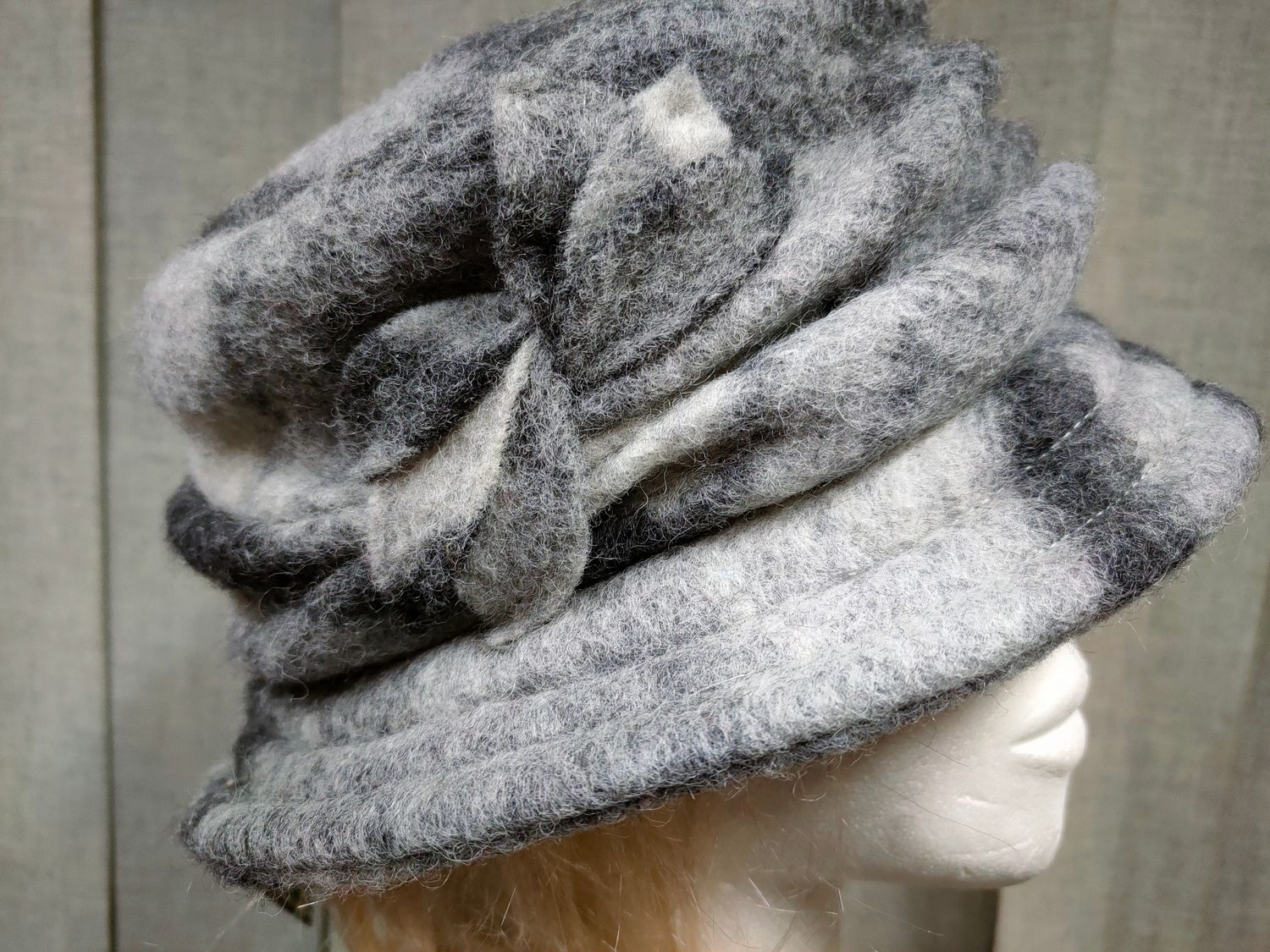 Kapelusz damski 819-45-05