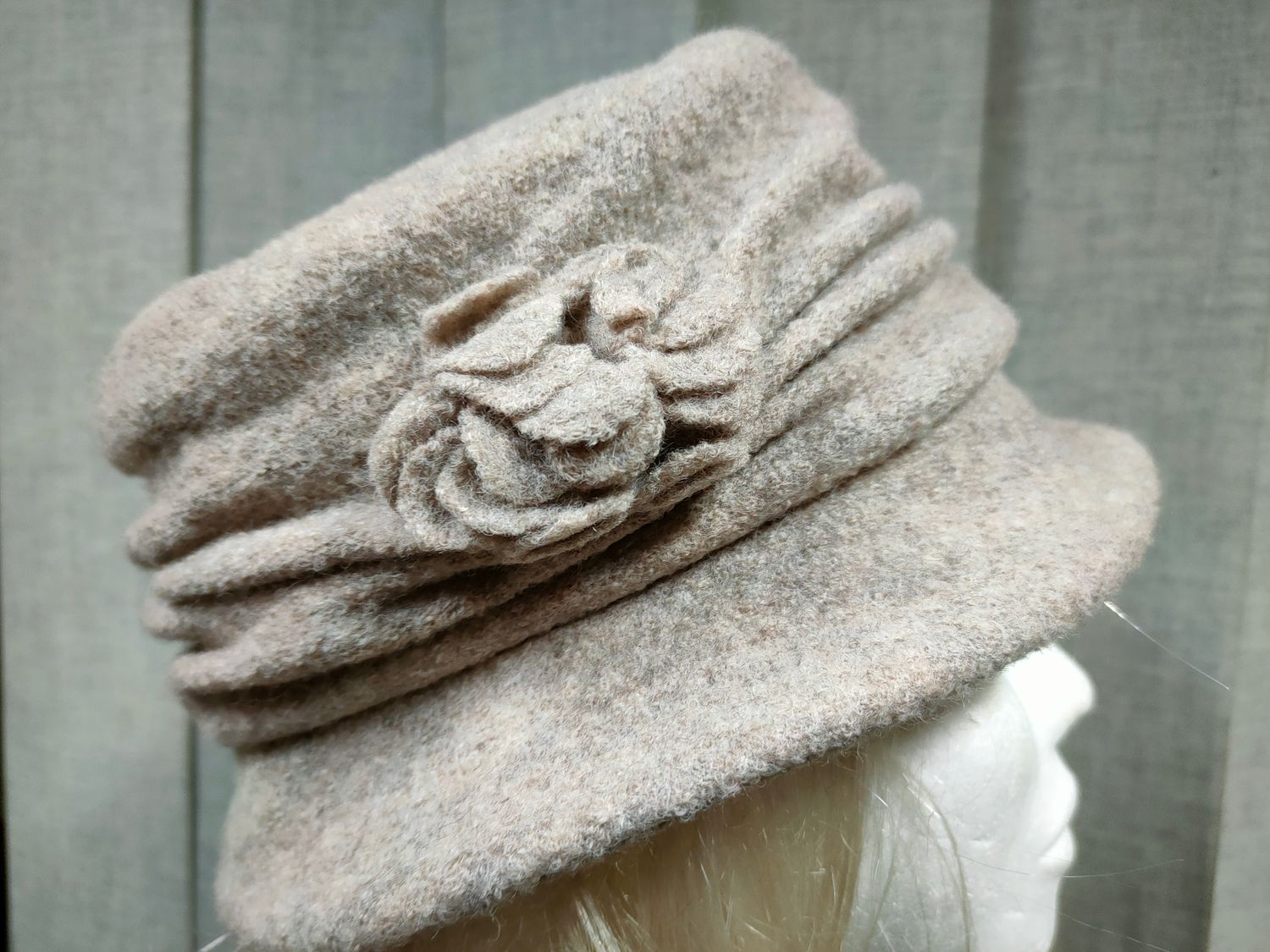 Kapelusz damski 819-21