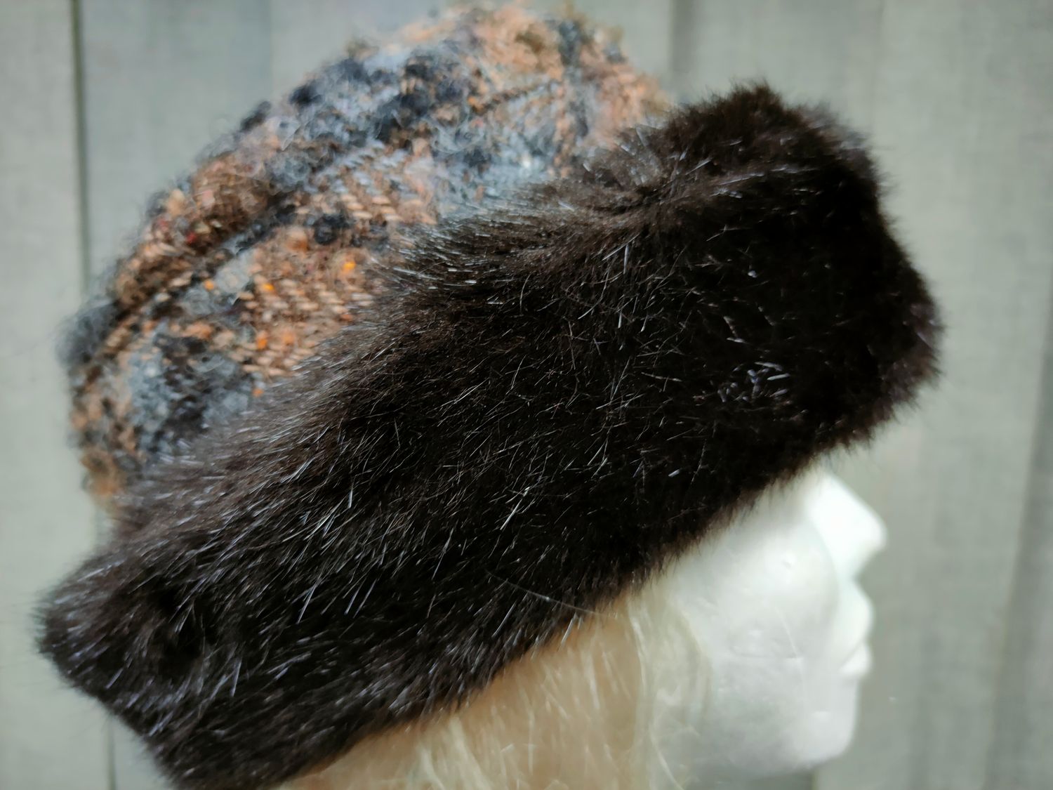 Czapka futrzana 924-11