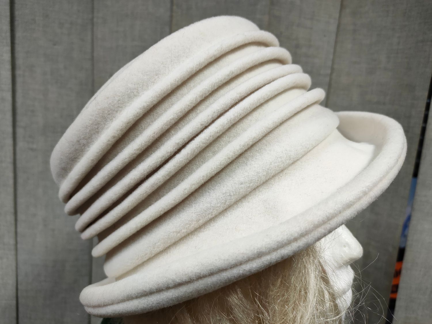 Kapelusz damski 414-6