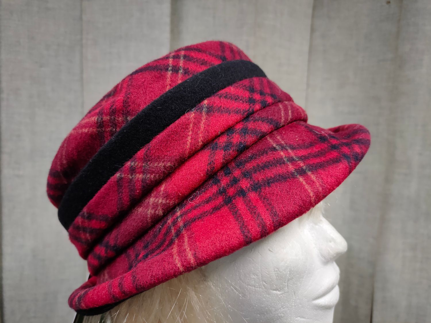 Kapelusz damski 825 - 25