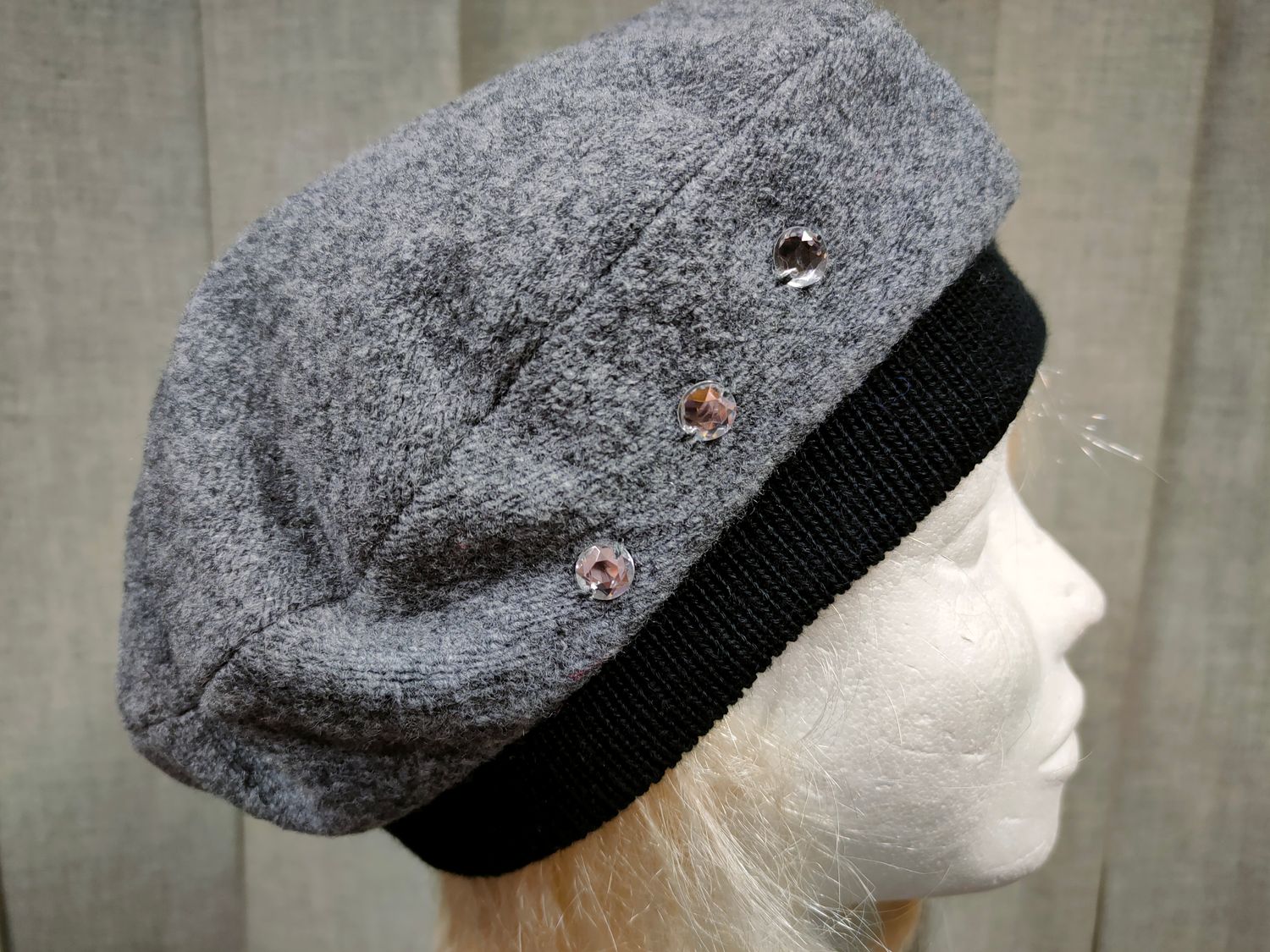 Beret damski 002-4