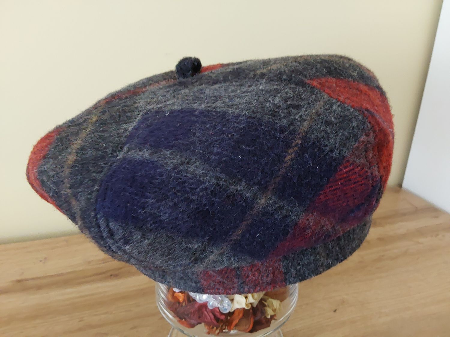 Beret damski 720-4