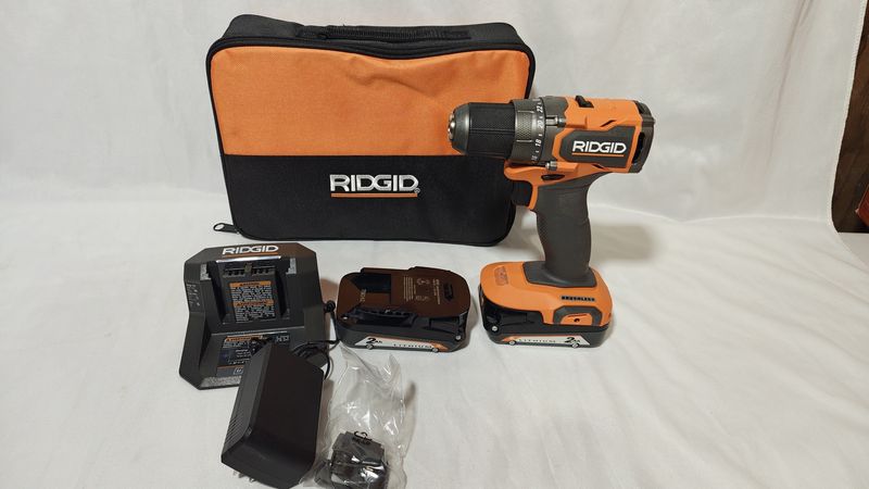 18V SubCompact Brushless Cordless 1/2 in. Drill/Driver Kit with (2) 2.0 Ah Batteries, Charger, and Tool Bag