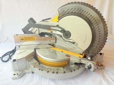 15 Amp Corded 10 in. Compound Single Bevel Miter Saw