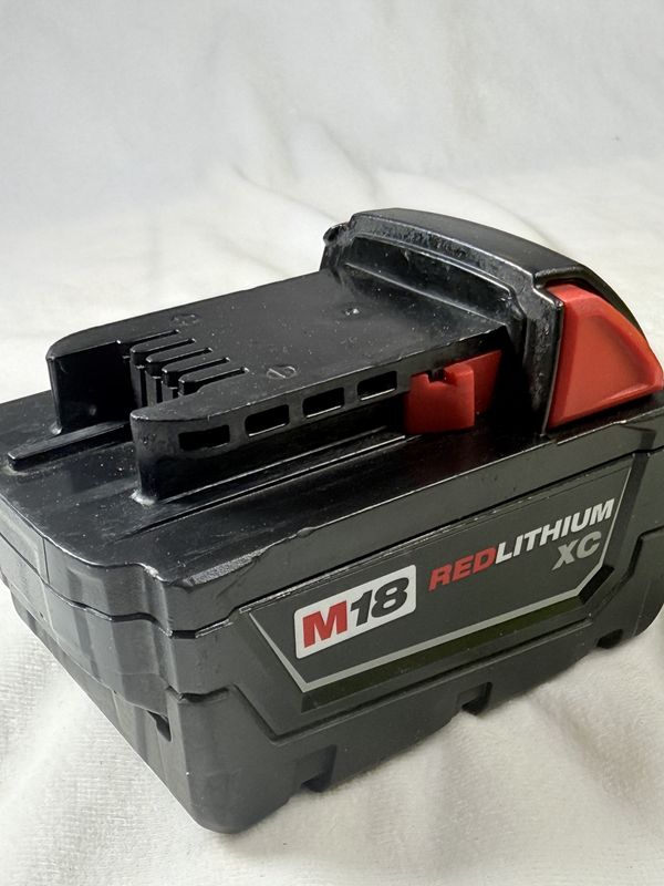 M18 18-Volt Lithium-Ion XC Extended Capacity Battery Pack 3.0Ah