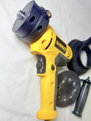 DWE6401DS 6 Amp Corded Variable Speed Disk Sander with 5 in., 8 Hole Hook and Loop Pad, Dust Shroud and Wrench