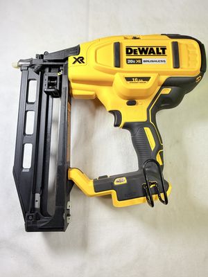 20V MAX XR 16-Gauge Lithium-Ion Cordless Finish Nailer (Tool Only)