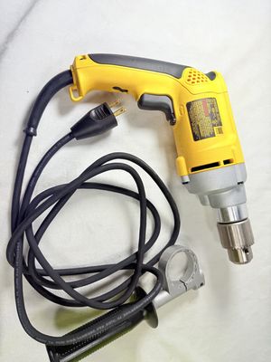 DW235G 7.8 Amp Corded 1/2 in. Variable Speed Reversing Drill