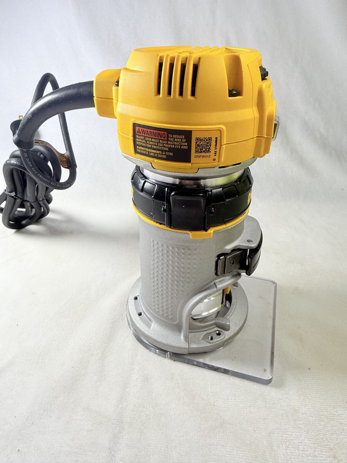 7 Amp Corded 1-1/4 HP Max Torque Variable Speed Compact Router with LEDs