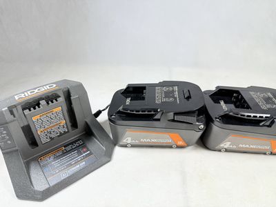 18V MAX Output Starter Kit with (2) 4.0 Ah Batteries and Charger