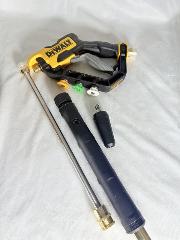 DWPW2600 2600 PSI 1.1 GPM Cold Water Electric Pressure Washer