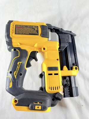 DCN623 ATOMIC 20V MAX Lithium Ion Cordless 23 Gauge Pin Nailer Tool Only
