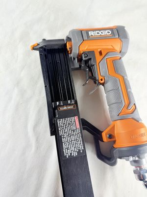 R138HPF Pneumatic 23-Gauge 1-3/8 in. Headless Pin Nailer with Dry-Fire Lockout