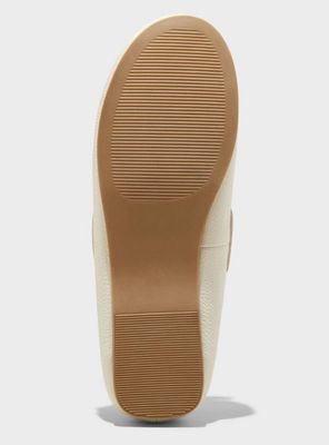 Universal Thread Women's Midge Boat Shoe Flats