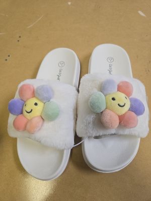 50  4  ohtarget Cute kids' slides featuring 3D floral detailing