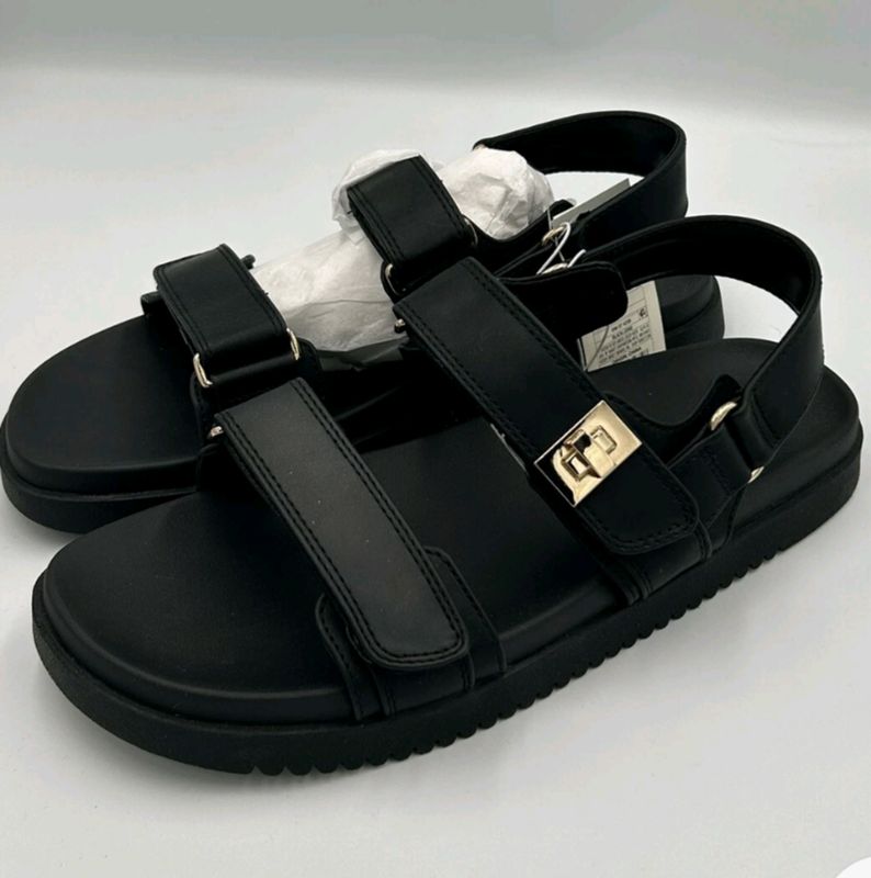 A New Day Black Buckle Sandals Straps Size 11 Women's