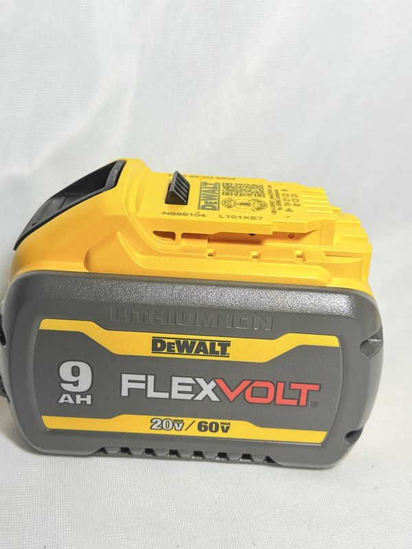 FLEXVOLT 20V/60V MAX Lithium-Ion 9.0Ah Battery