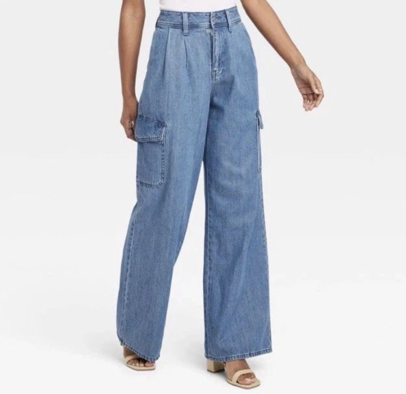 Universal Thread Women’s Sz 14 Wide Leg Denim Cargo Trousers Medium Wash New, Size: 28x32