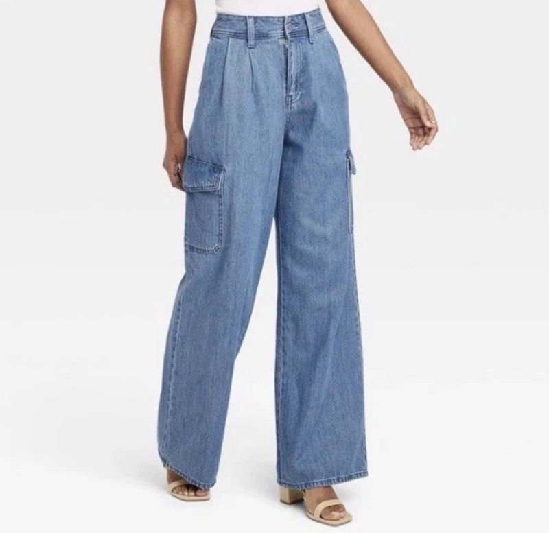 Universal Thread Women’s Sz 14 Wide Leg Denim Cargo Trousers Medium Wash New
