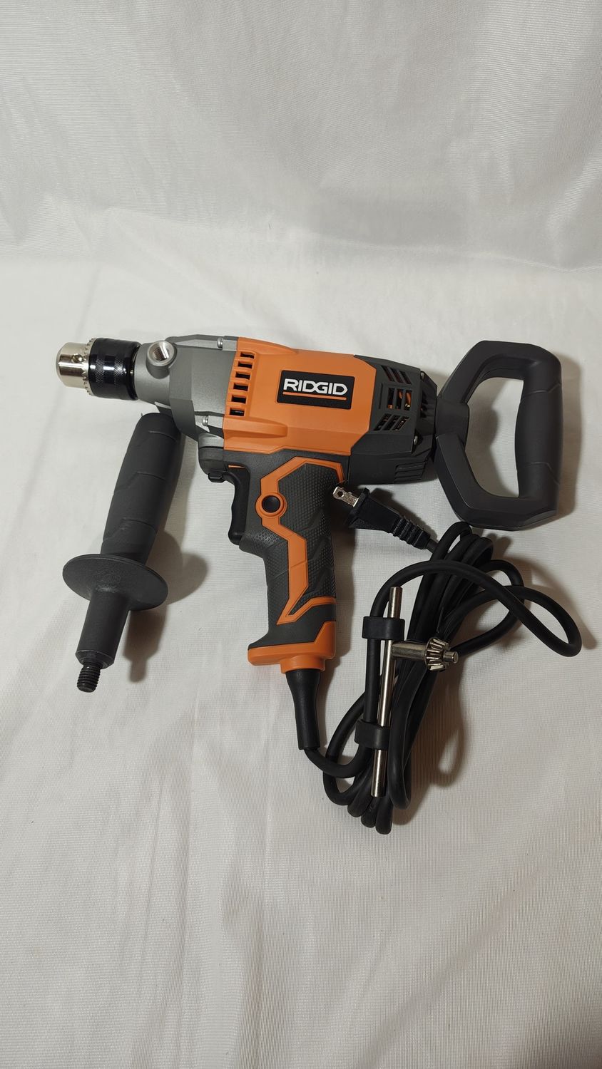 R7122 9 Amp Corded 1/2 in. Spade Handle Mud Mixe, Condition: New