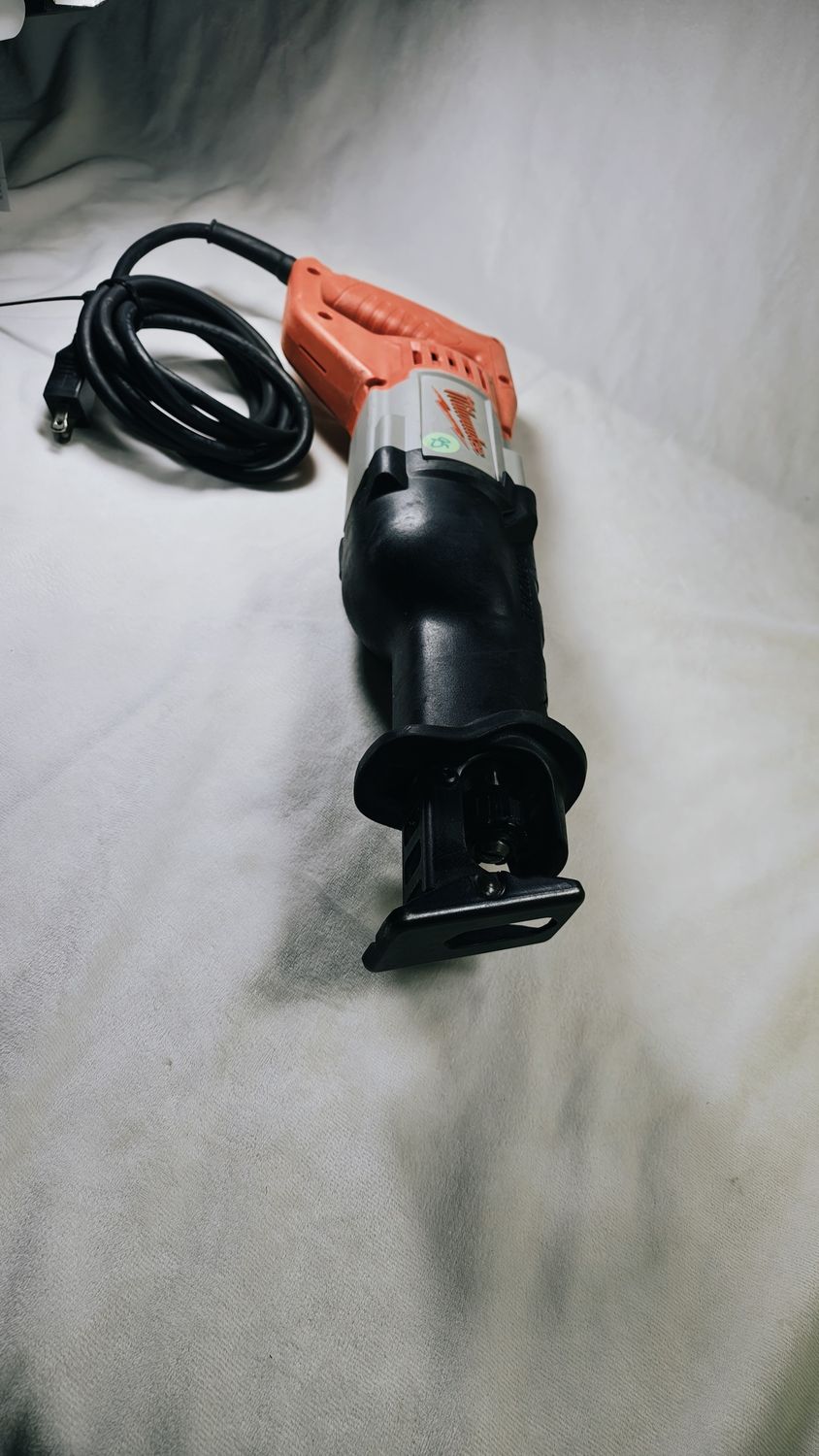 12 Amp SAWZALL Reciprocating Saw, Condition: New