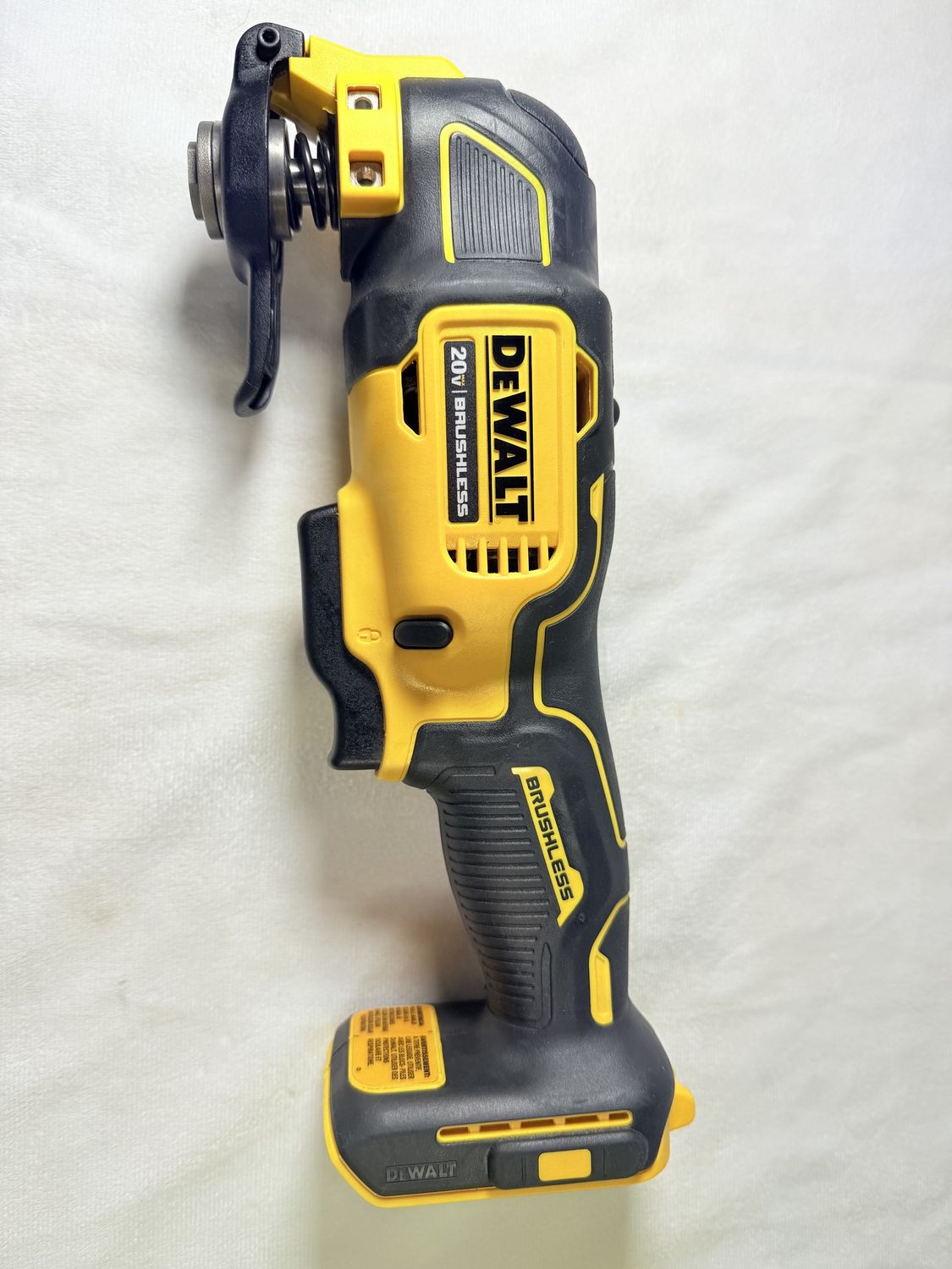 DCS354B ATOMIC 20V MAX Cordless Brushless Oscillating Multi Tool (Tool Only), Condition: New