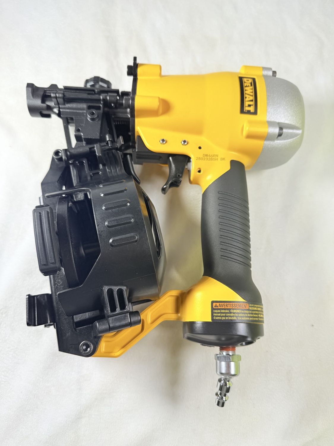 DW46RN 1-3/4 in. 15 Degree Pneumatic Coil Roofing Nailer, Condition: New