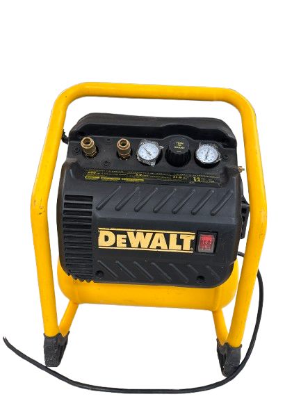 DWFP55130 2.5 Gal. Portable Electric Heavy Duty 200 PSI Quiet Air Compressor, Condition: Used-like new